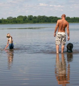 We approve of Cort's DILF-y back muscles, which we can only assume are so toned from years of hugging his children