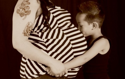 kissingbelly