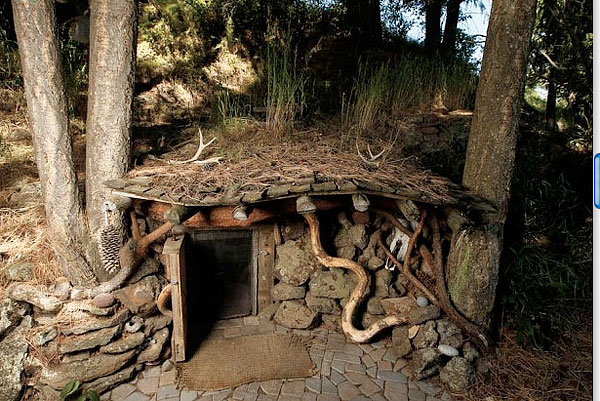 hobbit house 2