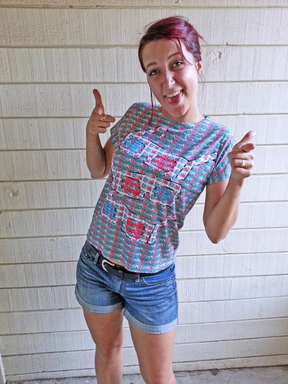 Ladies 3D glasses t-shirt.