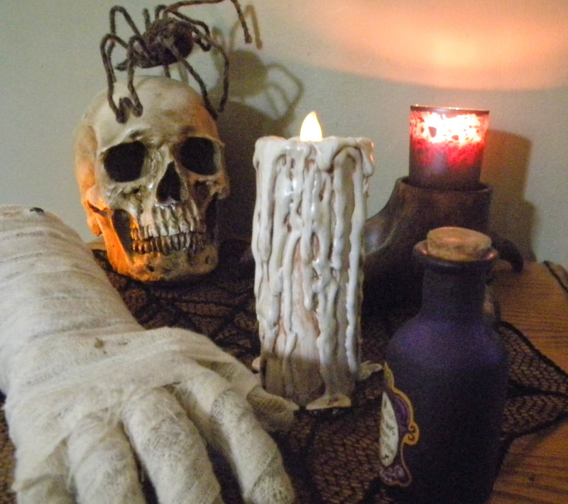 final-hour Halloween DIY