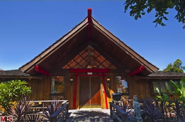 snow white house_1
