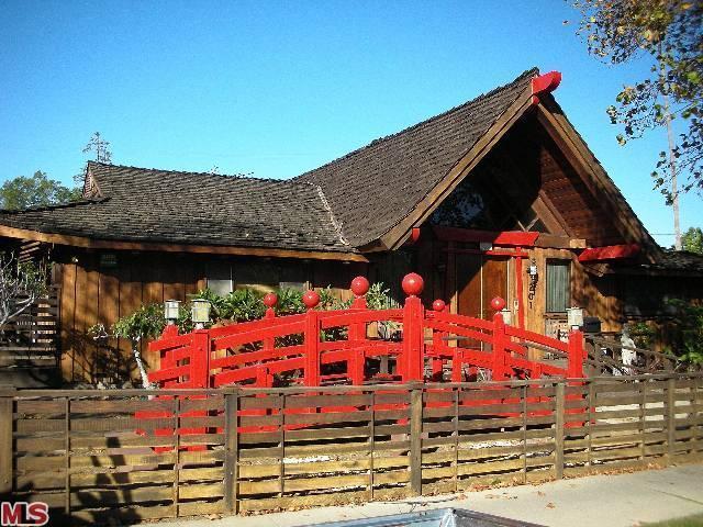 snow white house_5