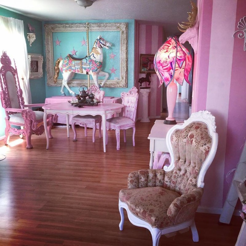 kelly eden doll house tour