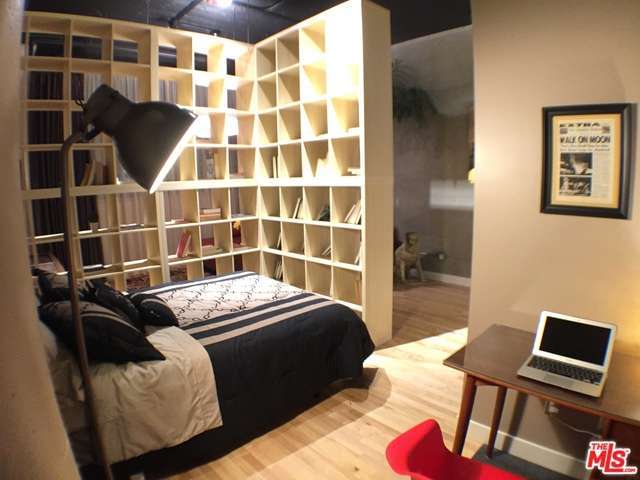 Little Tokyo loft bedroom