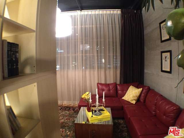 Little Tokyo loft living room 3