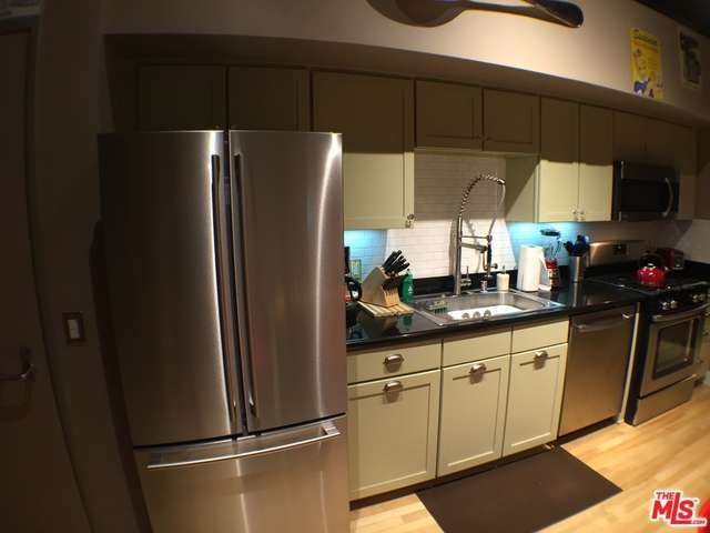 little tokyo loft kitchen 3