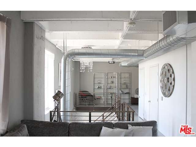 modern grey home decor 3