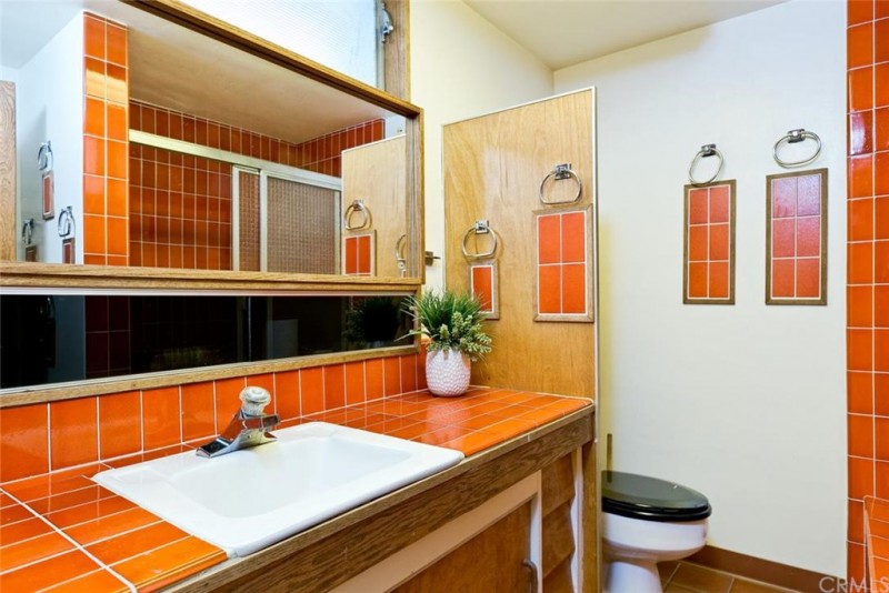 1955 glendale bathroom 2