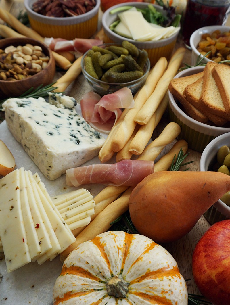 How to host a classy AF Halloween party for grown-ups