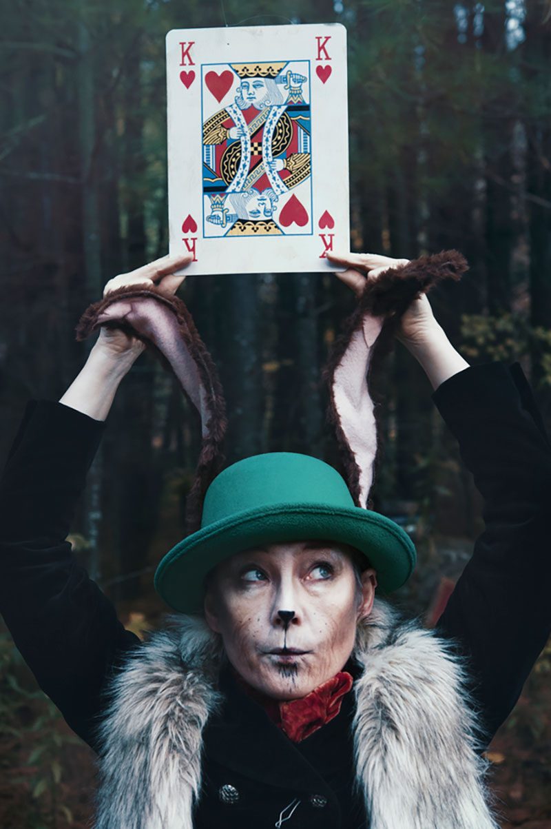 Alice in wonderland wedding ideas