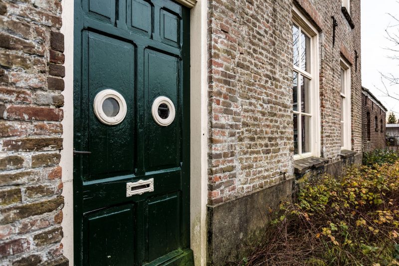 This historical Dutch spooky house for sale is straight out of our haunted dreams