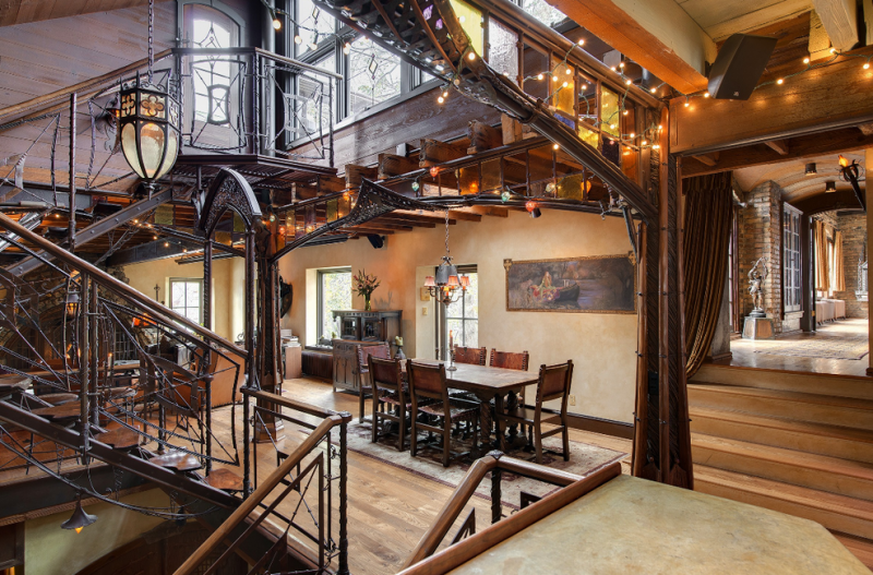 Let's all move into this Hogwarts house for sale in Minnesota