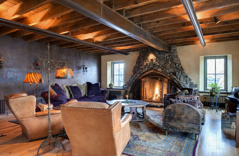 Let's all move into this Hogwarts castle for sale in Minnesota