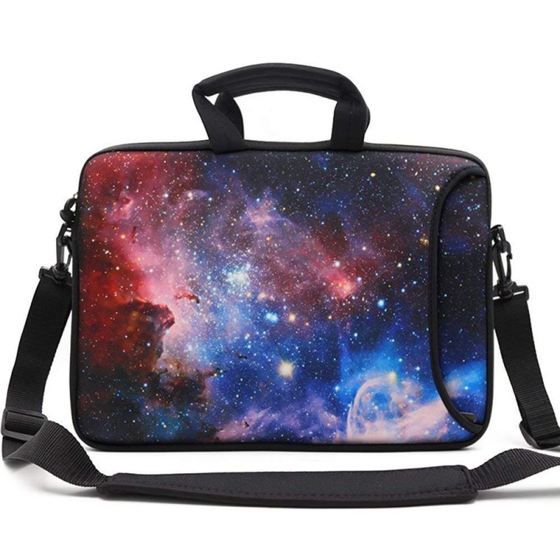 Yep, there actually are cute laptop bags out there to carry all your ...