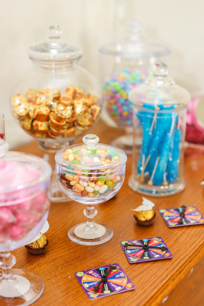 We are STUPEFIED by this Harry Potter birthday party with the most magical cake ever