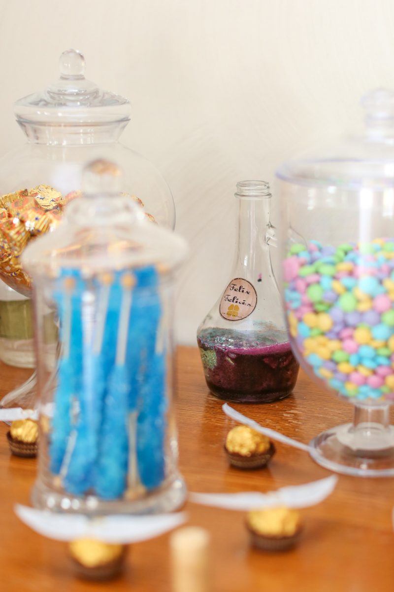 We are STUPEFIED by this Harry Potter birthday party with the most magical cake ever