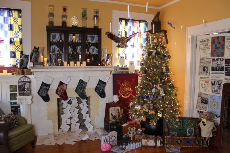 Don your handknit sweaters for this spectacular Christmas at Hogwarts decor